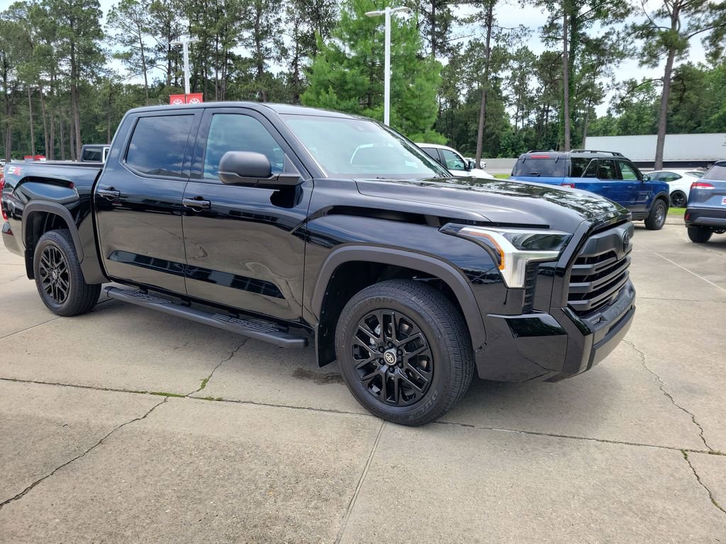 Used 2026 Toyota Tundra SR5 w/ SX Package RWD image 9
