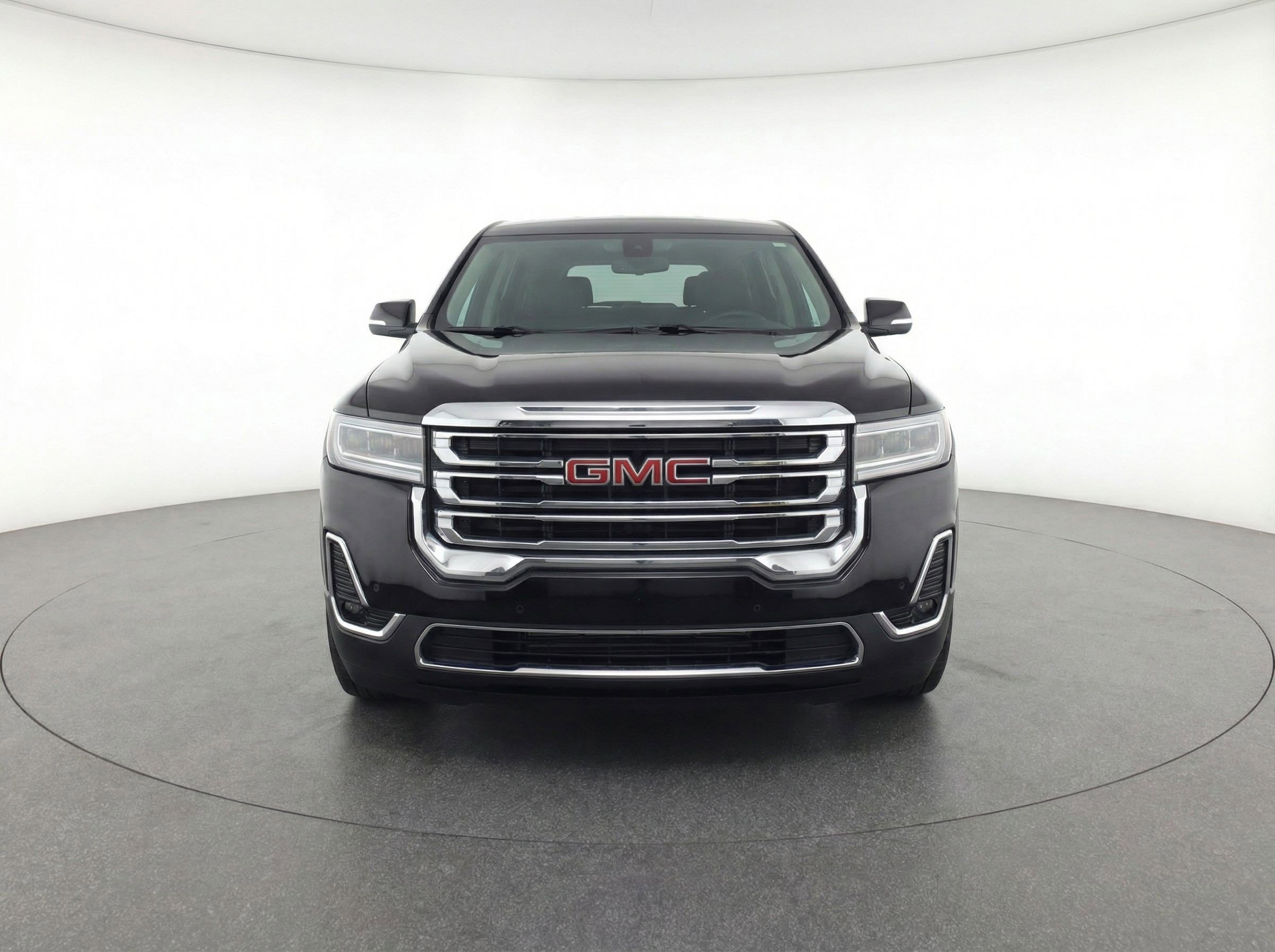 Used 2023 GMC Acadia SLT FWD image 2