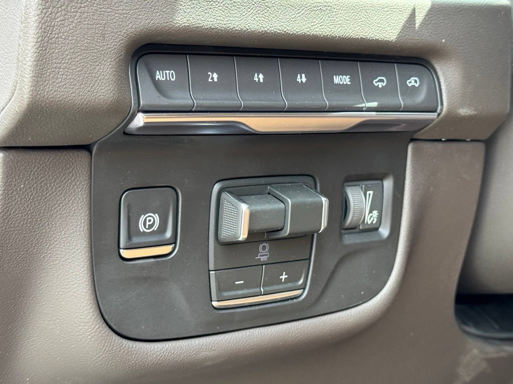 New 2026 Cadillac Escalade Luxury w/ Touring Package AWD/4WD image 23