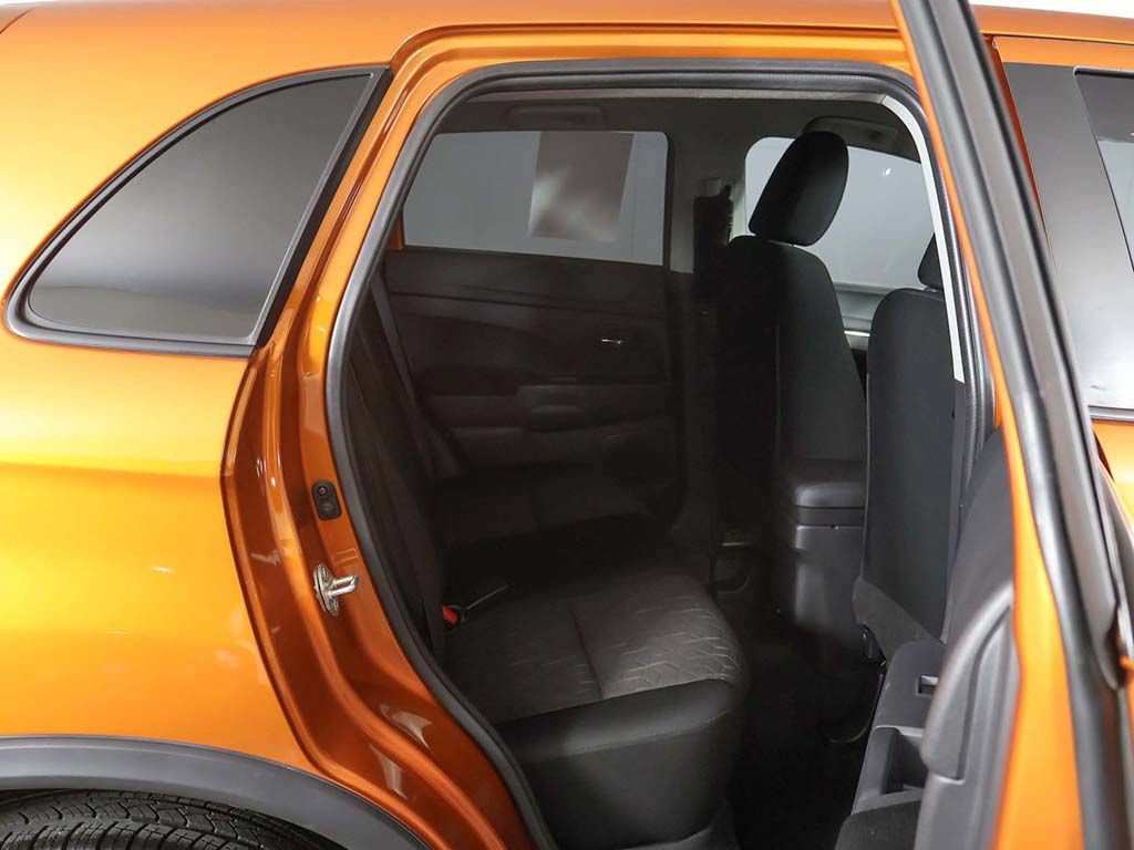 Used 2024 Mitsubishi Outlander Sport ES AWD/4WD image 28