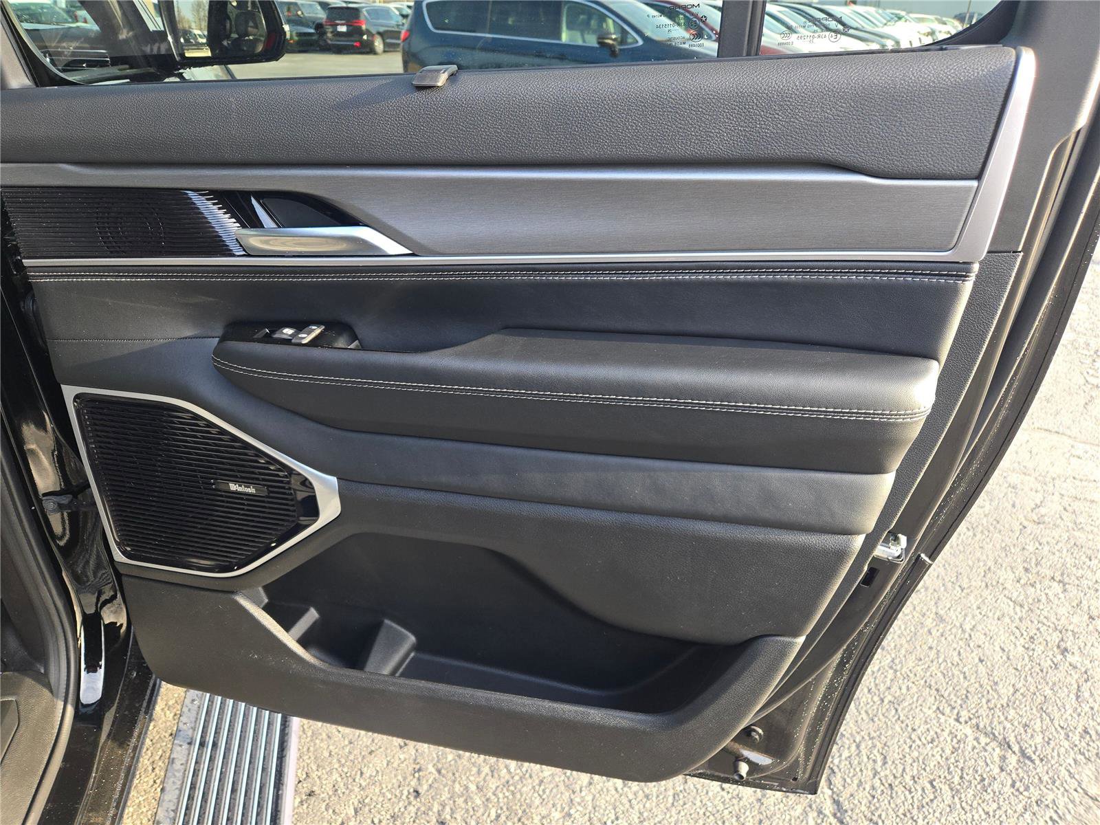 New 2026 Jeep Grand Wagoneer L Limited image 9