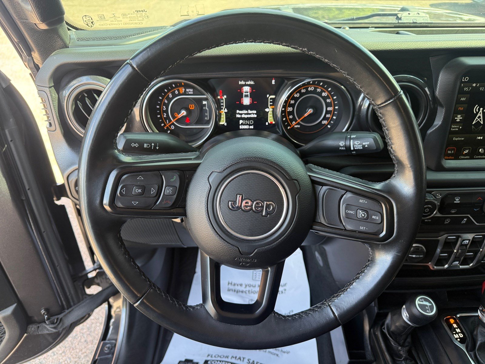 Used 2022 Jeep Gladiator Sport AWD/4WD image 9
