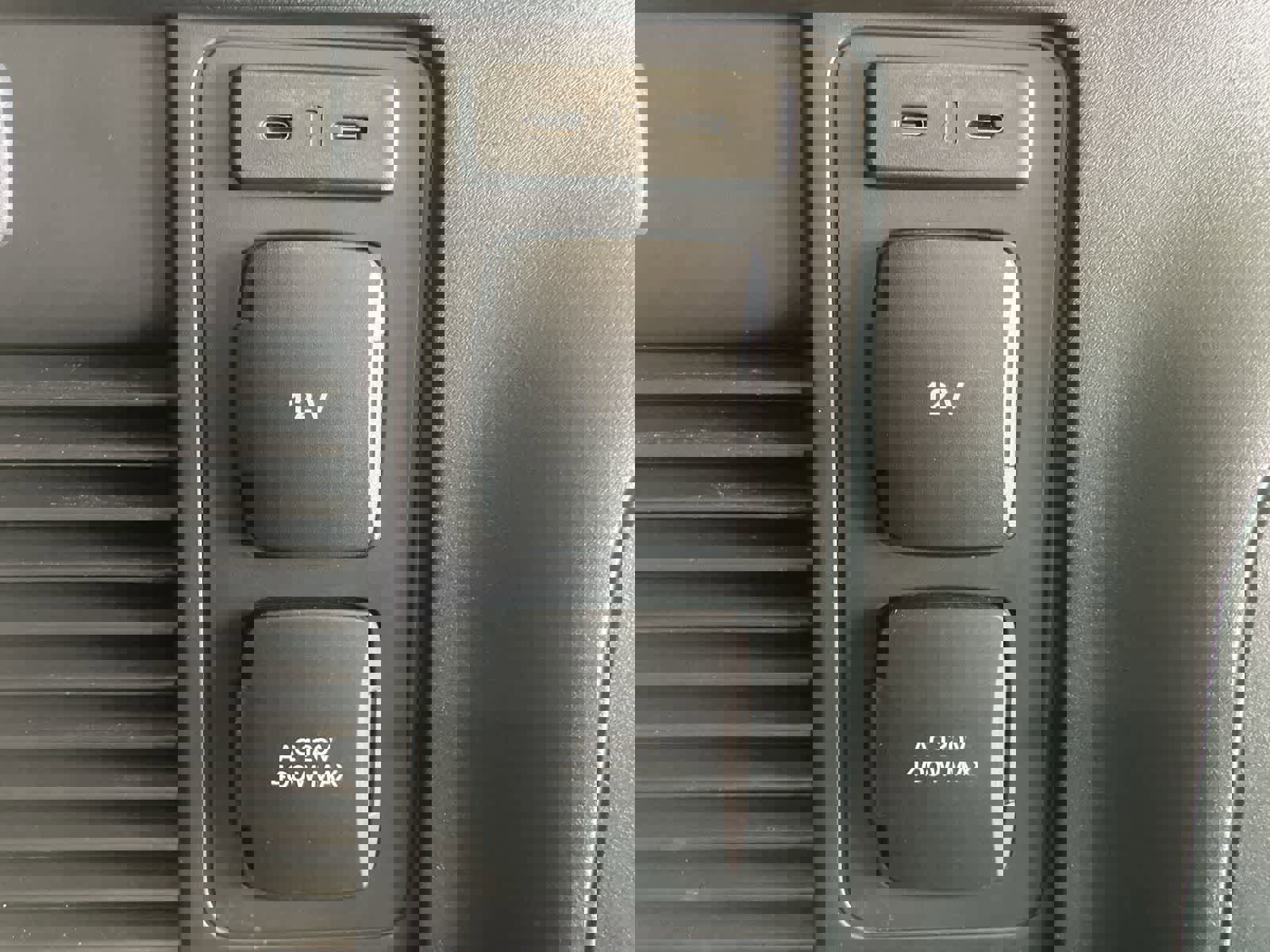 Used 2025 Ford Expedition Tremor image 36