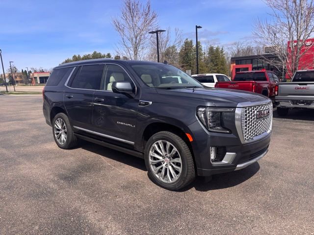 Used 2021 GMC Yukon Denali w/ Denali Ultimate Package AWD/4WD image 4