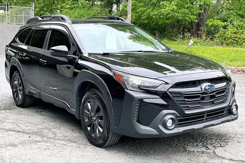 Certified 2025 Subaru Outback Onyx Edition XT AWD/4WD image 19