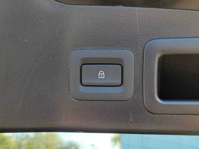 Used 2024 MAZDA MAZDA3 s image 13