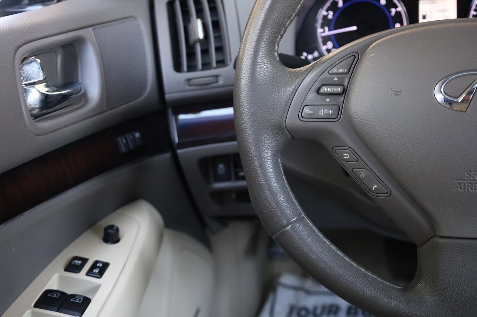 Used 2013 INFINITI G37 Journey w/ Premium Pkg image 33