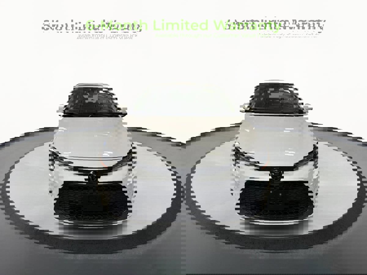 Used 2020 Toyota Corolla LE image 2