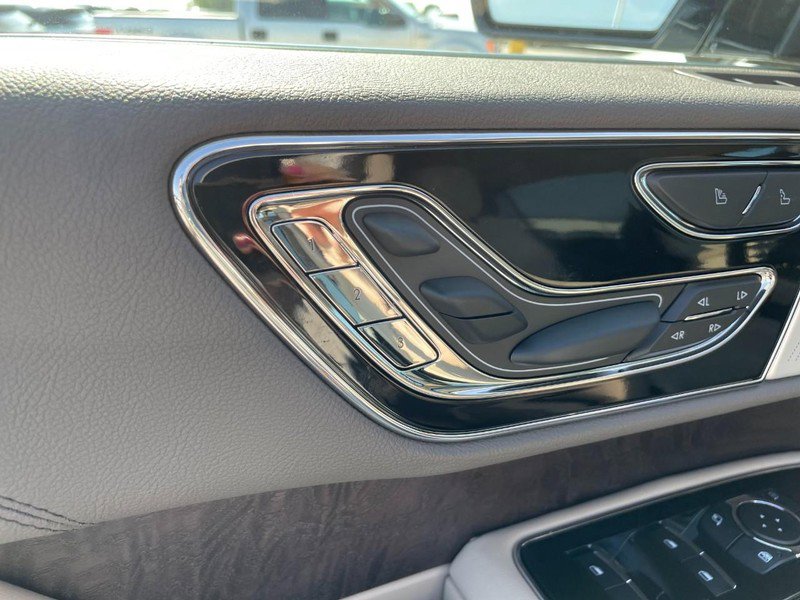 Certified 2023 Lincoln Navigator L Reserve image 20