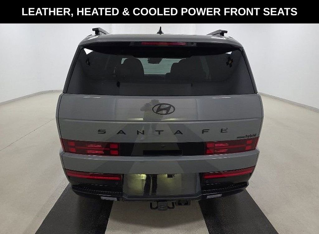 Used 2025 Hyundai Santa Fe Calligraphy image 6