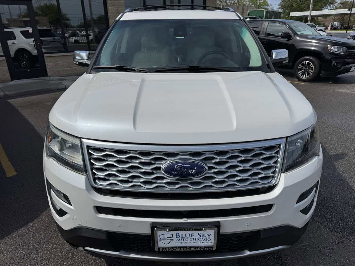 Used 2016 Ford Explorer Platinum AWD/4WD image 2