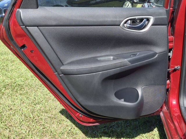 Used 2015 Nissan Sentra SV FWD image 27