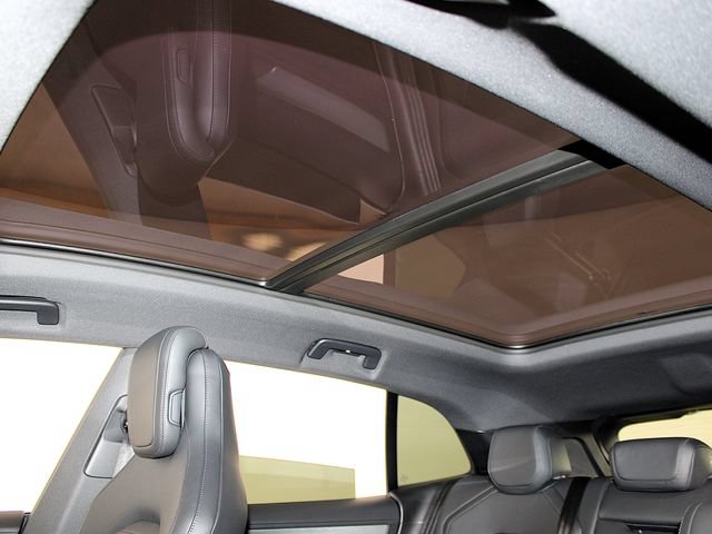 New 2026 Porsche Cayenne Electric AWD/4WD image 21