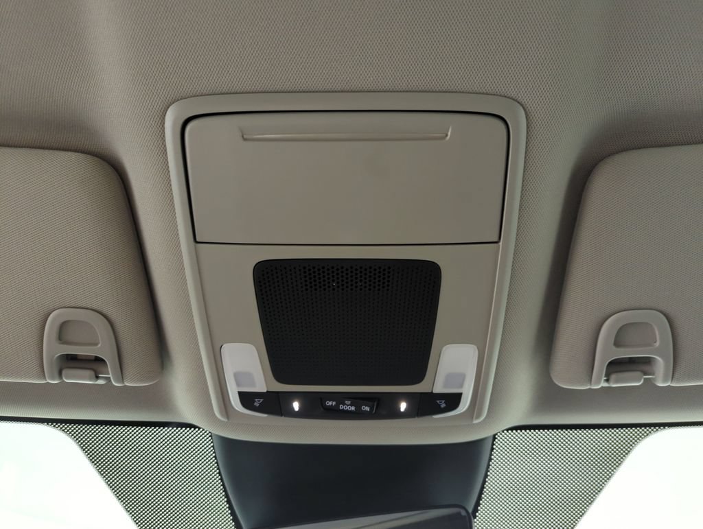 Certified 2025 Honda Pilot EX-L image 30
