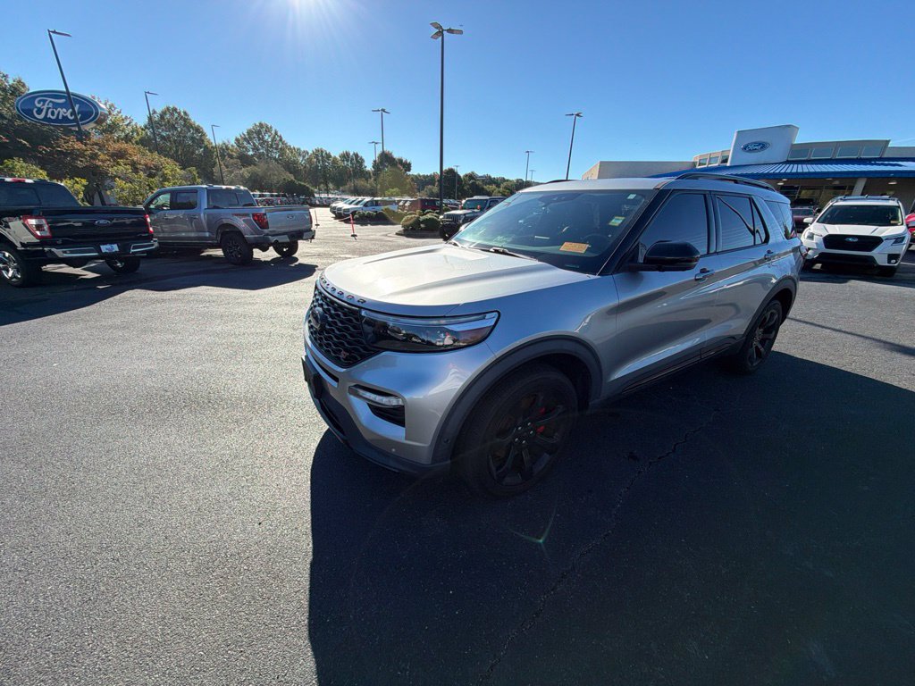 Used 2020 Ford Explorer ST w/ ST Street Pack AWD/4WD image 19