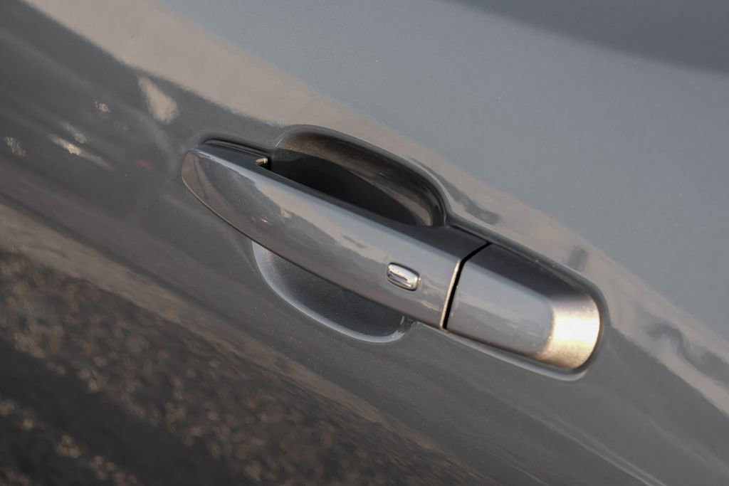 Used 2020 Chevrolet Camaro ZL1 image 40