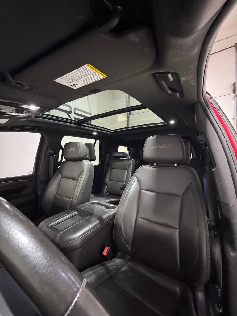 Used 2021 Chevrolet Tahoe High Country w/ Premium Package AWD/4WD image 15