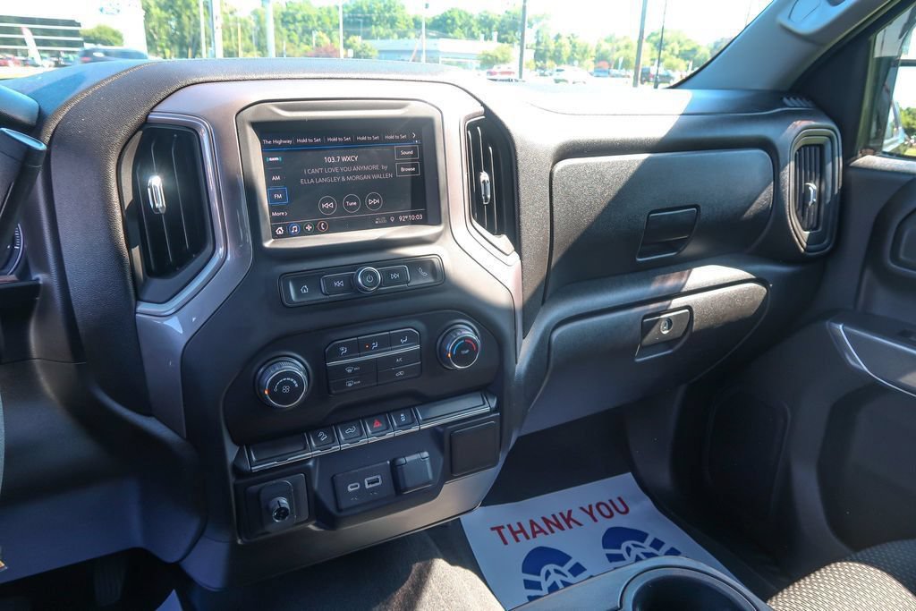 Used 2021 Chevrolet Silverado 1500 Custom Trail Boss w/ Midnight Edition AWD/4WD image 28