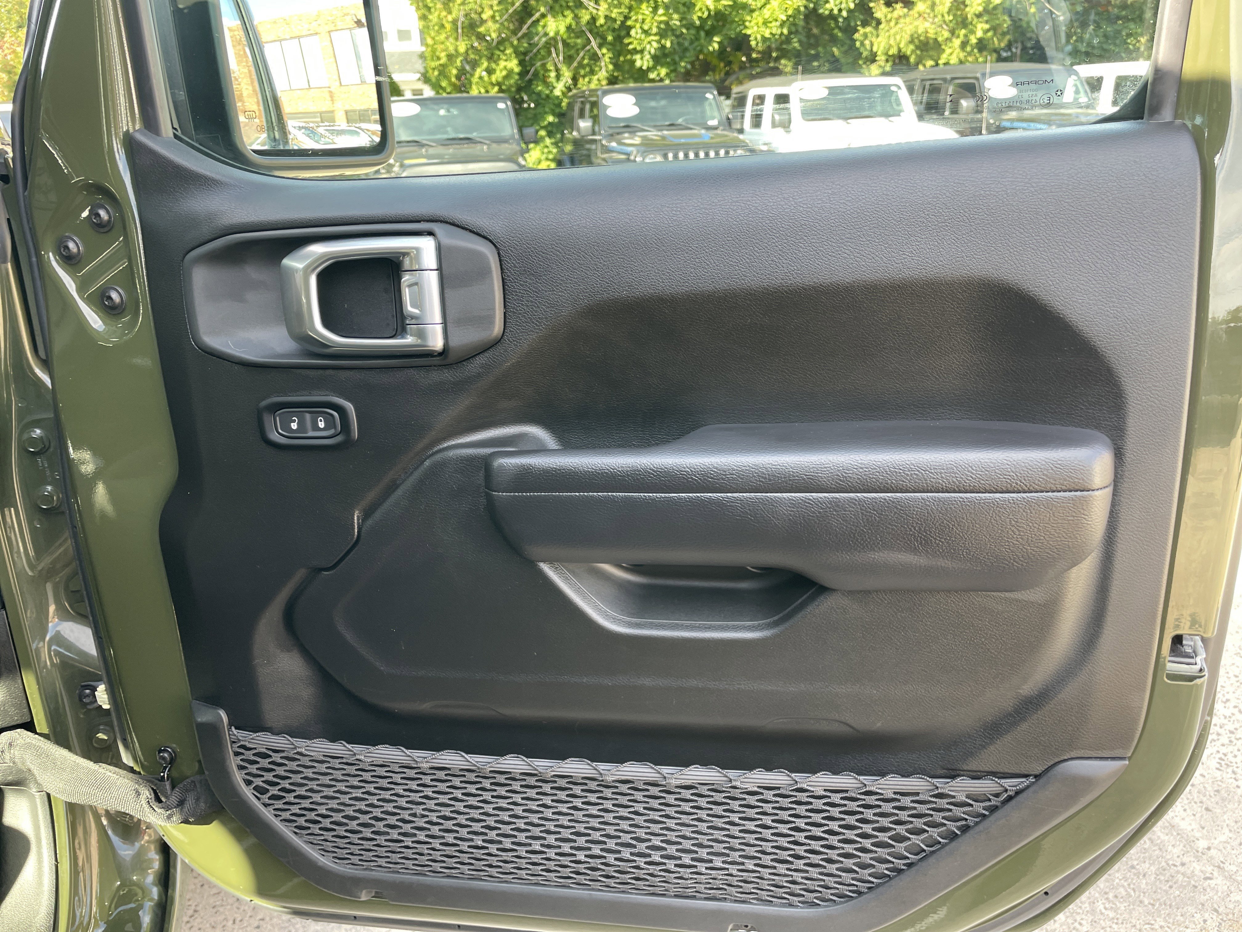 Certified 2024 Jeep Wrangler Sport S image 10