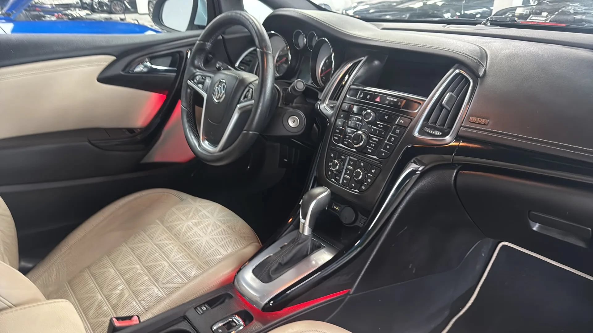 Used 2016 Buick Cascada Premium FWD image 12