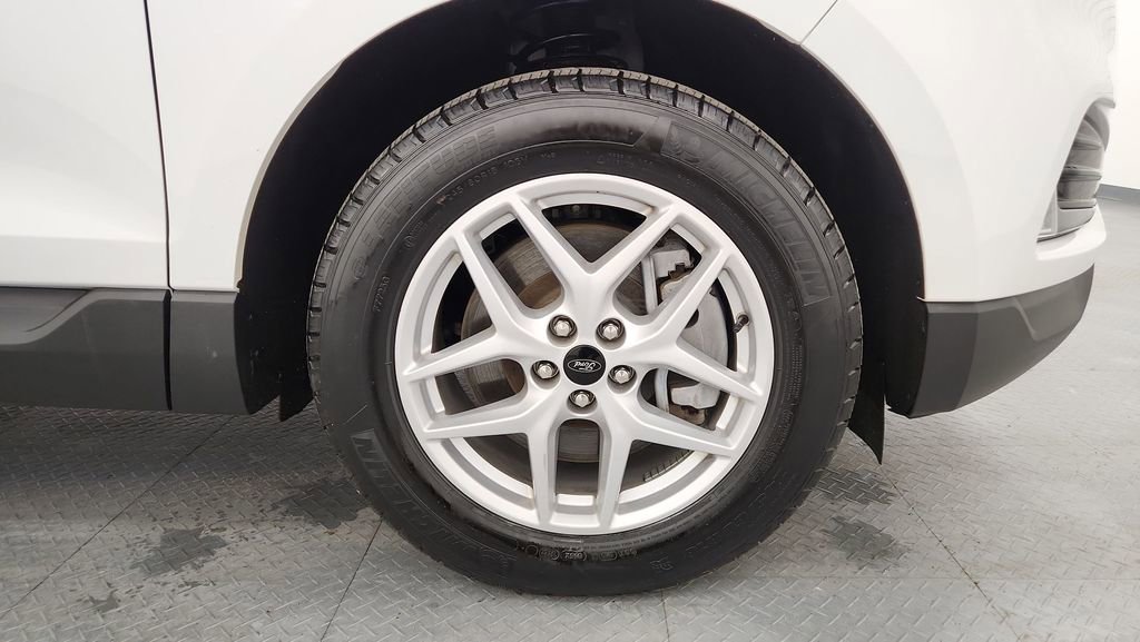 Certified 2023 Ford Edge SEL w/ Convenience Package image 24