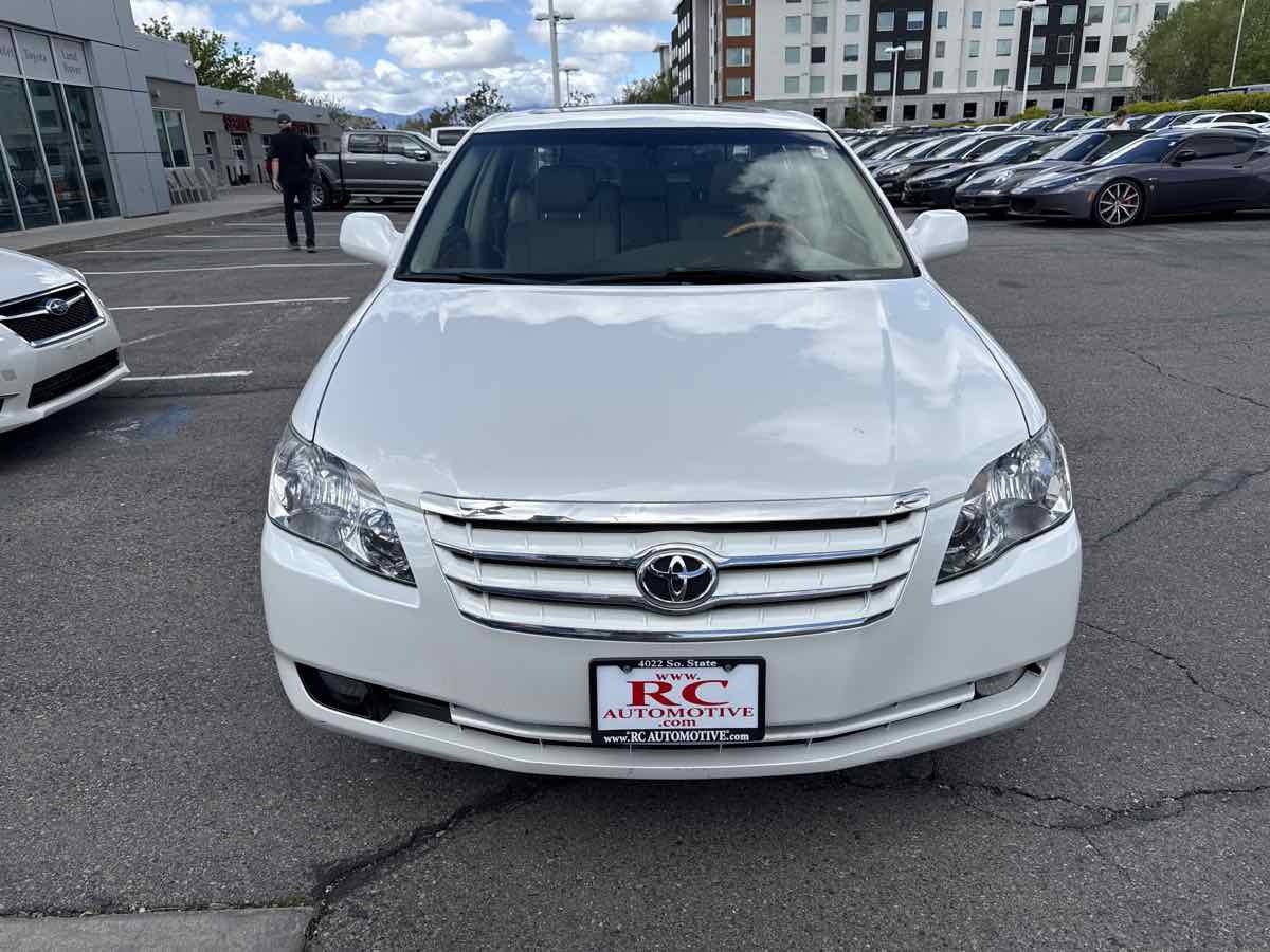 Used 2007 Toyota Avalon Limited FWD image 3
