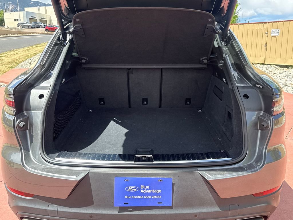 Used 2023 Porsche Cayenne Coupe AWD/4WD image 8