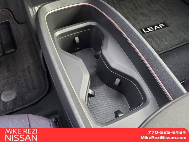 New 2026 Nissan Leaf Platinum+ w/ Cargo Package (Platinum+) FWD image 17