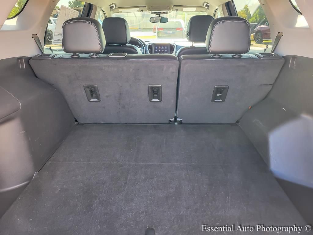 Used 2023 GMC Terrain SLT image 20