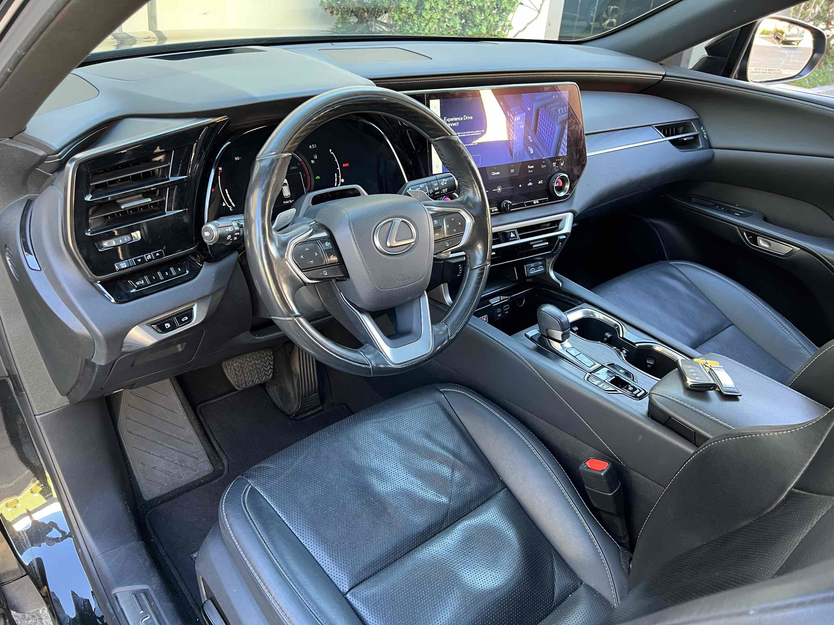 Used 2023 Lexus RX 350 image 3