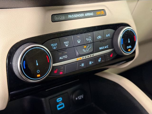 Used 2022 Ford Escape SEL image 16