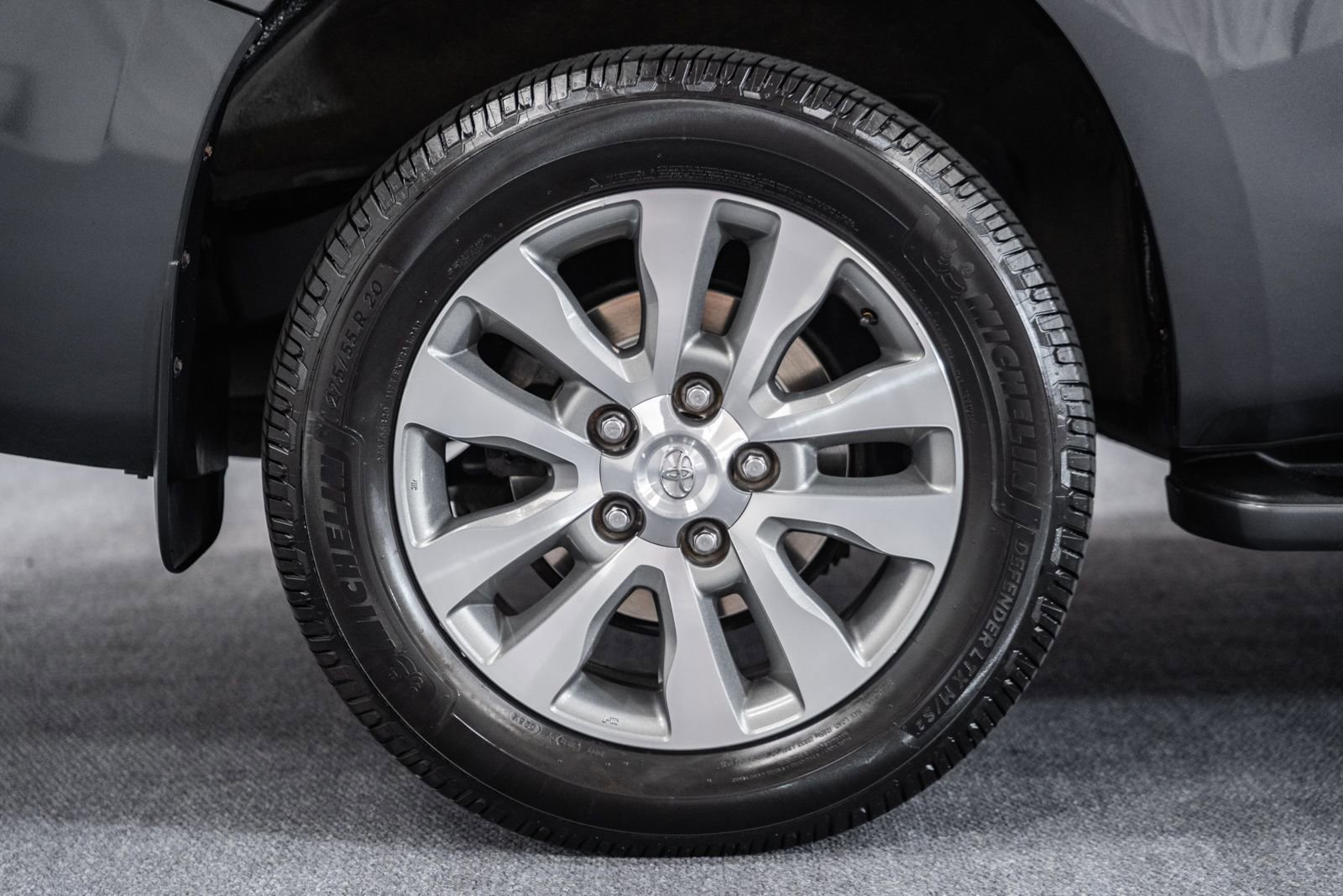 Used 2015 Toyota Sequoia Limited image 20