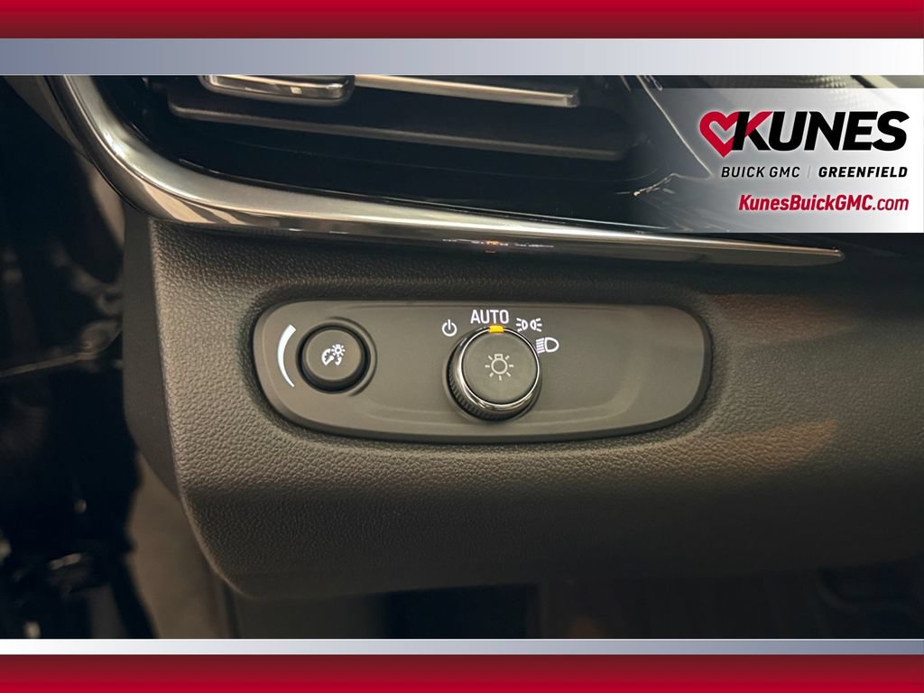 New 2026 Buick Envista Sport Touring w/ Convenience I Package FWD image 17