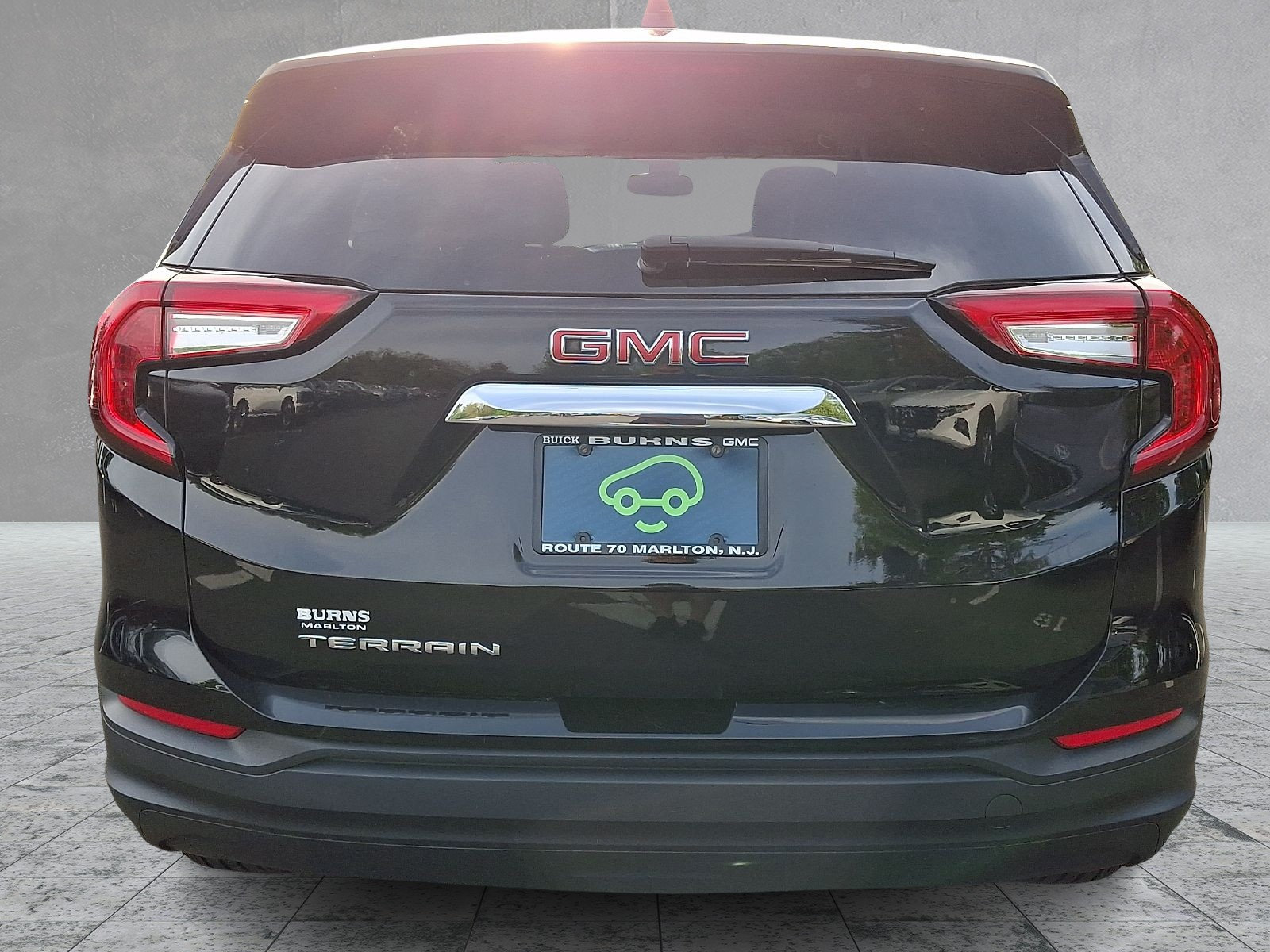 Certified 2024 GMC Terrain SLE FWD image 6