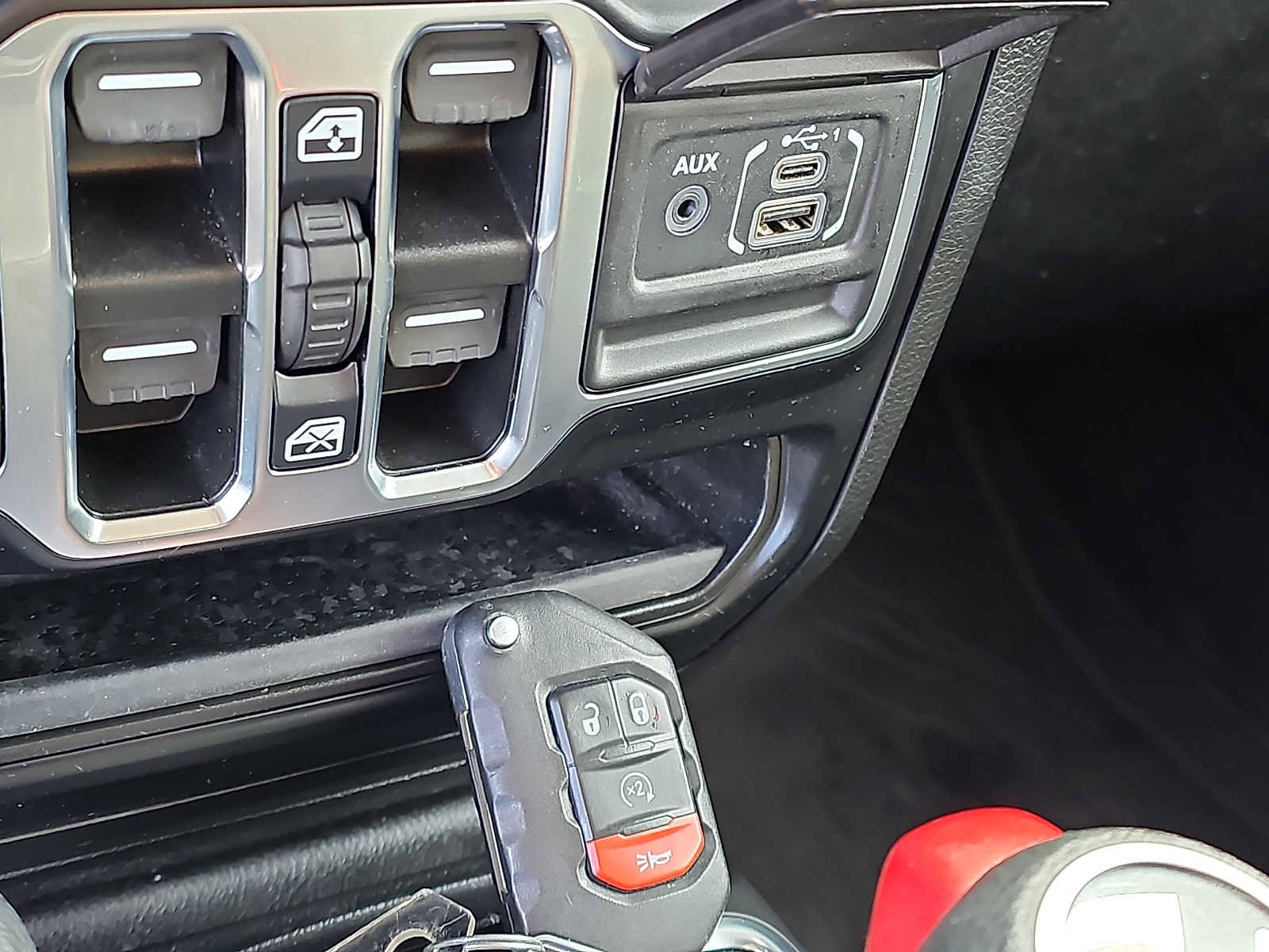 Used 2022 Jeep Wrangler Unlimited Sport image 25