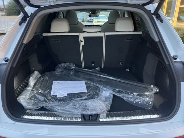 New 2025 Audi Q5 Premium Plus image 27