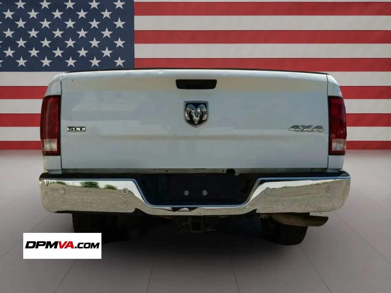 Used 2019 RAM 1500 Classic SLT w/ Protection Group AWD/4WD image 4