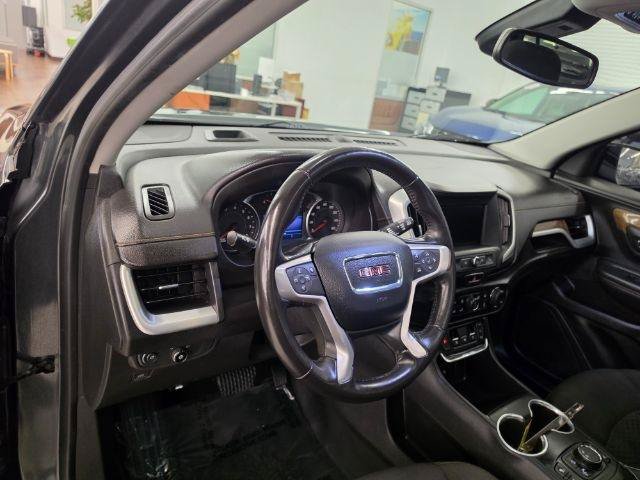 Used 2020 GMC Terrain SLE w/ Driver Convenience Package FWD image 11