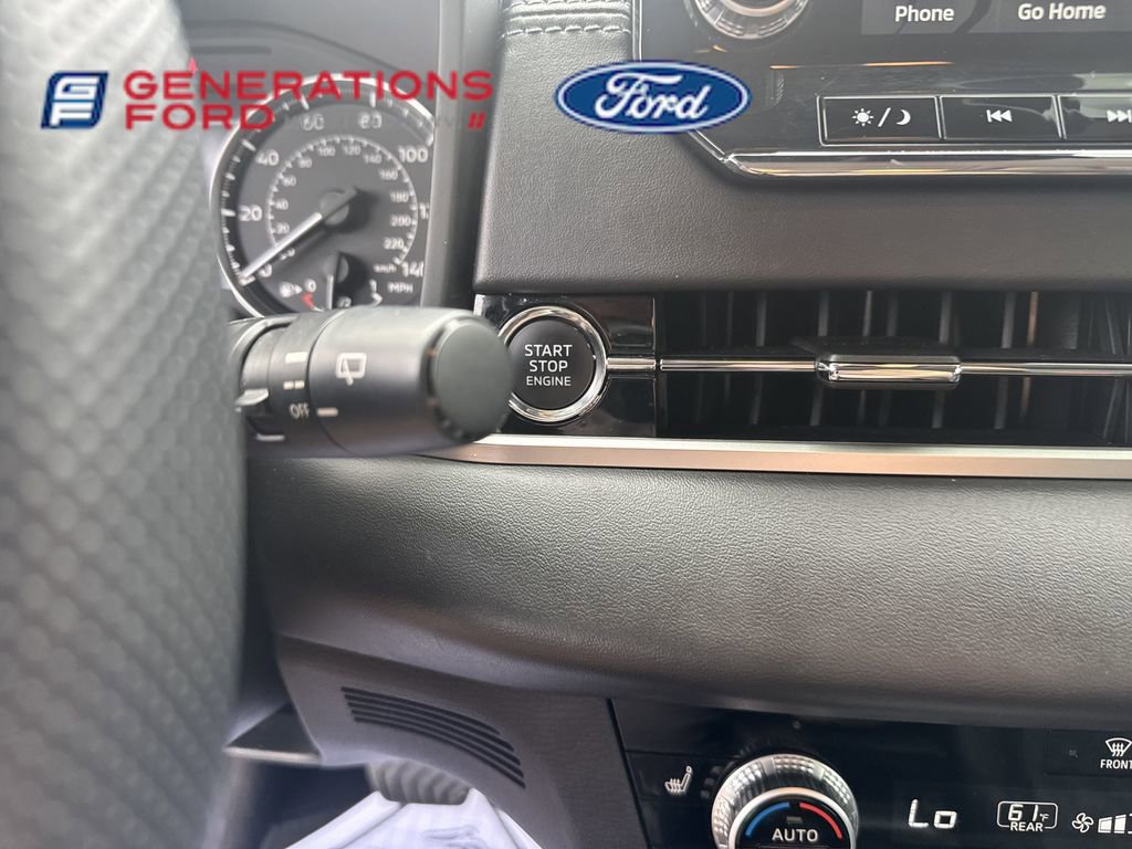 Used 2022 Mitsubishi Outlander SEL image 23