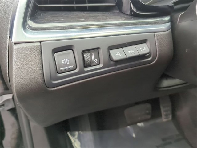 Certified 2022 Cadillac XT5 Premium Luxury w/ Technology Package image 17