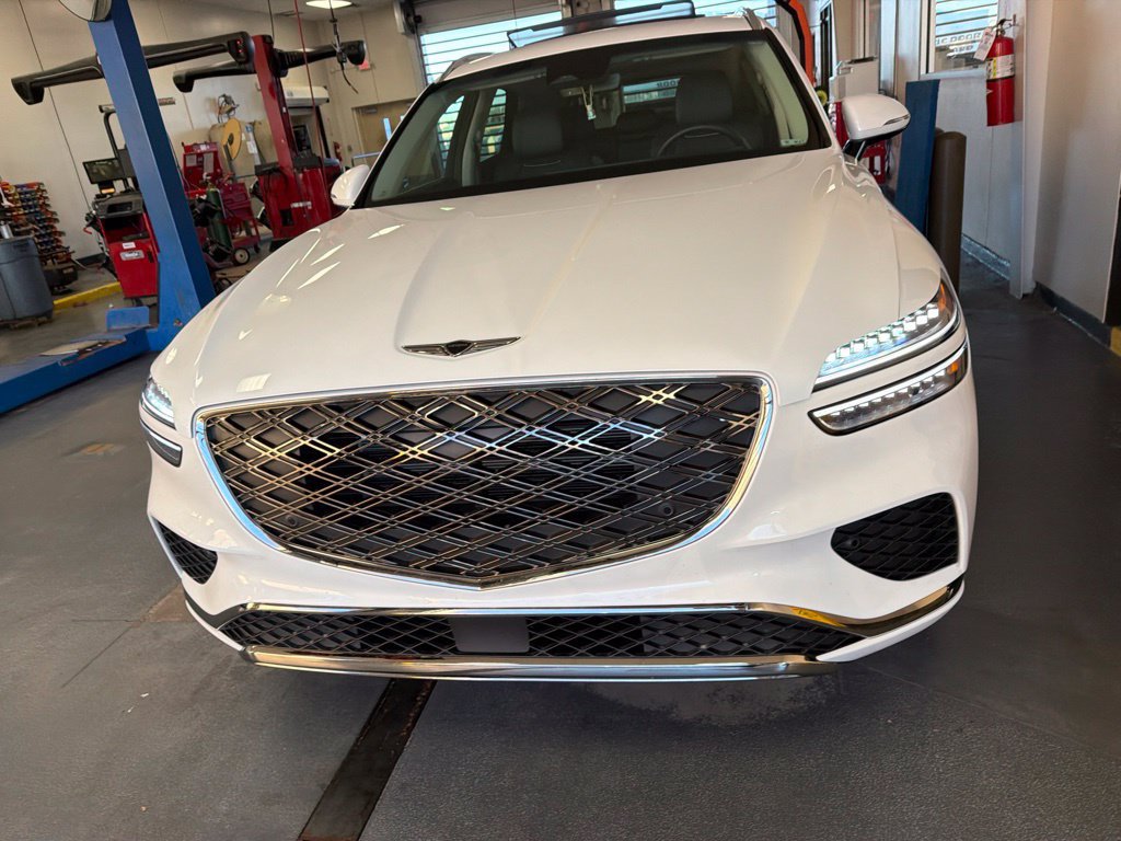 Used 2026 Genesis GV70 2.5T Select AWD/4WD image 6