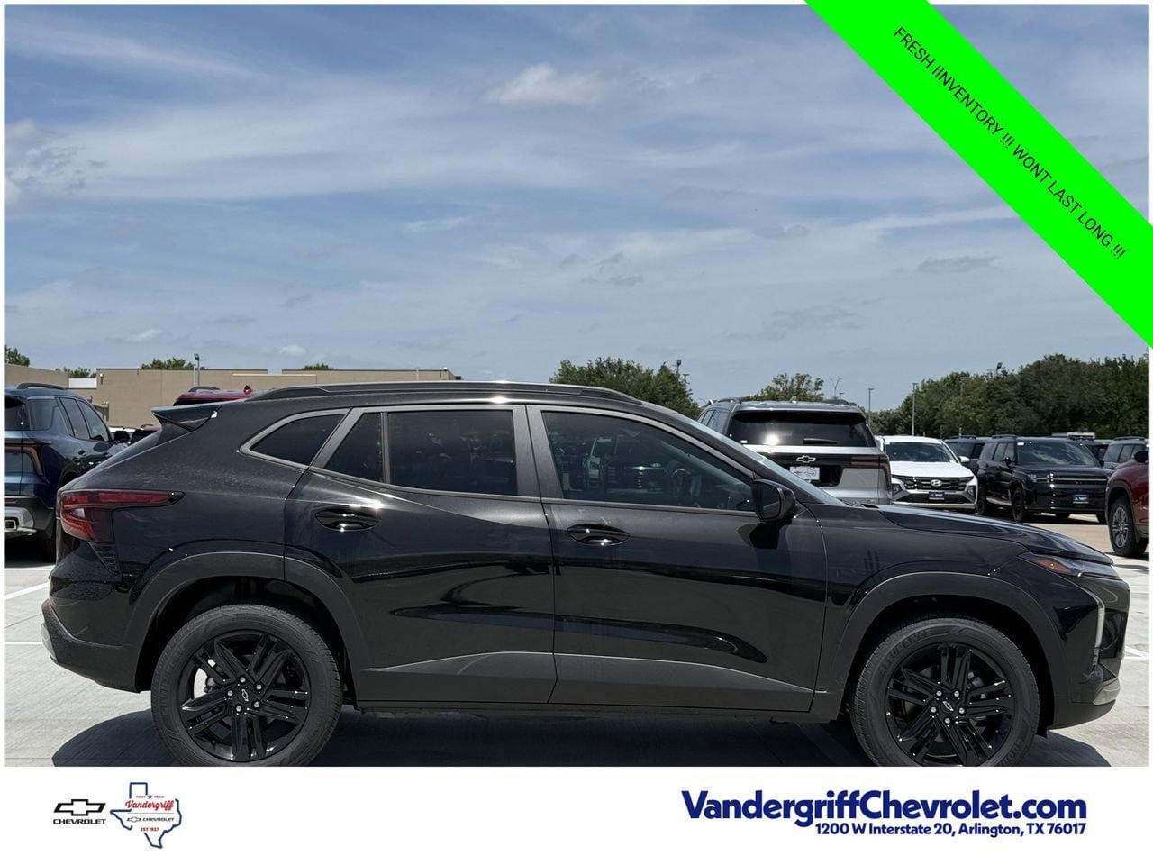New 2026 Chevrolet Trax ACTIV w/ Driver Confidence Package FWD image 3