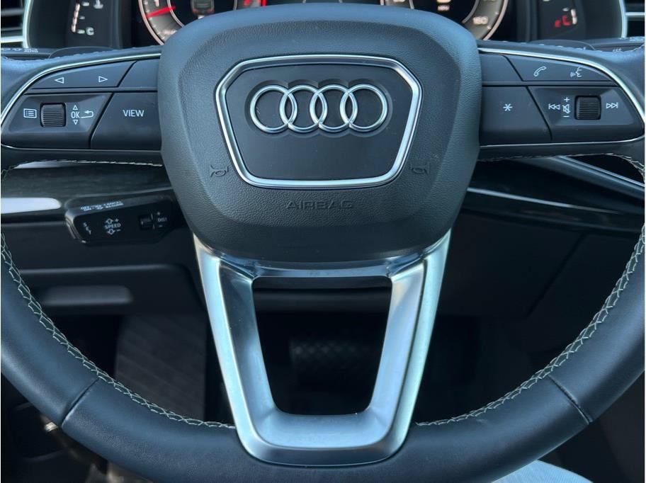 Used 2025 Audi Q7 3.0T Premium Plus AWD/4WD image 13