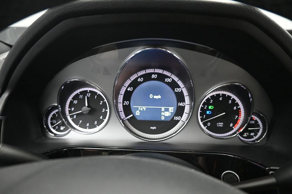 Used 2011 Mercedes-Benz E 350 Sedan image 19