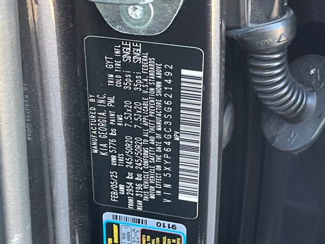 Used 2025 Kia Telluride S image 36