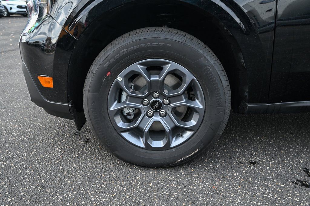 New 2025 Ford Maverick XLT image 12