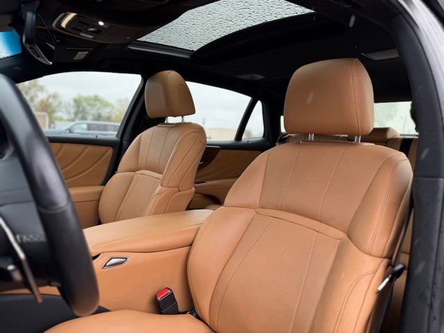 Used 2021 Lexus LS 500 AWD w/ Accessory Package (Z2) image 17