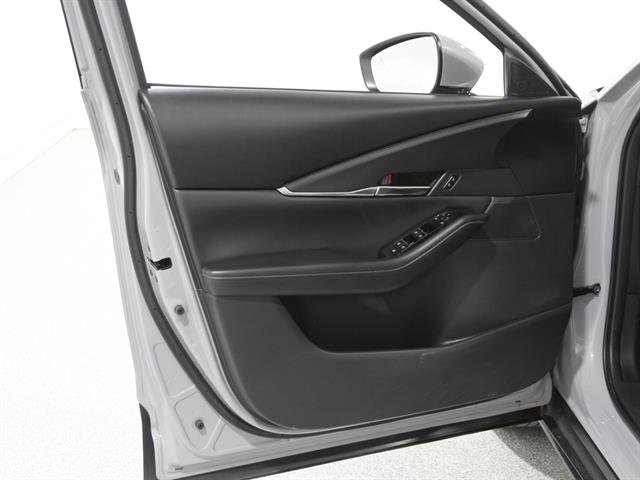 Certified 2025 MAZDA CX-30 AWD 2.5 S w/ Preferred Package image 4