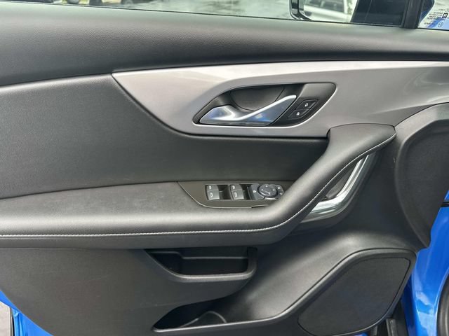 Certified 2024 Chevrolet Blazer LT w/ Midnight/Sport Edition FWD image 18