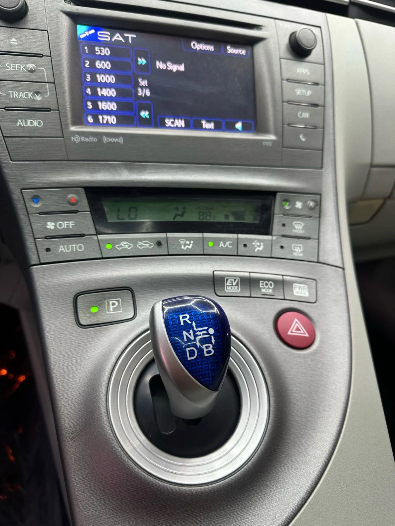 Used 2013 Toyota Prius Three w/ Solar Roof Pkg image 18